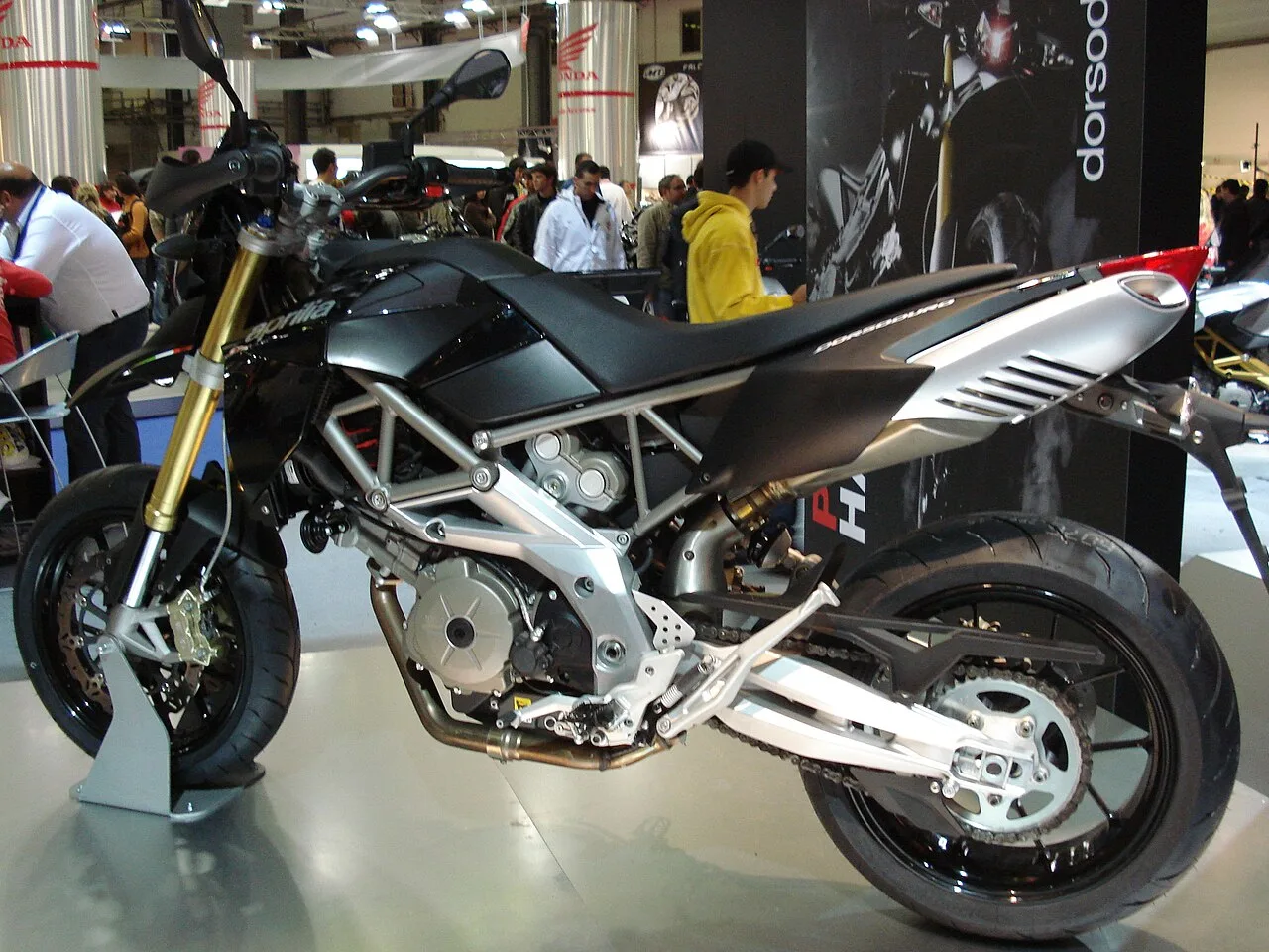 2013 Aprilia Dorsoduro 750