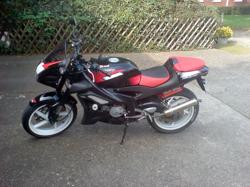2003 Aprilia RS 125 Tuono Motorrad
