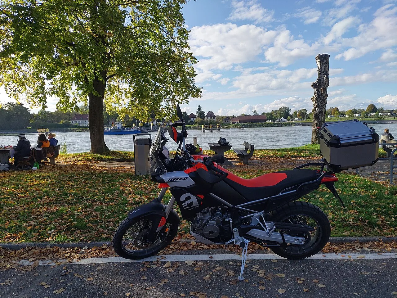 2025 Aprilia Tuareg 660