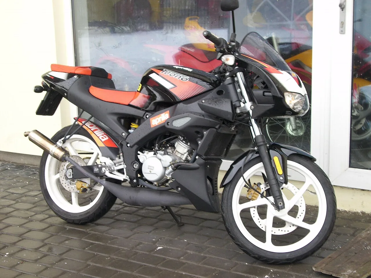 2005 Aprilia Tuono 50
