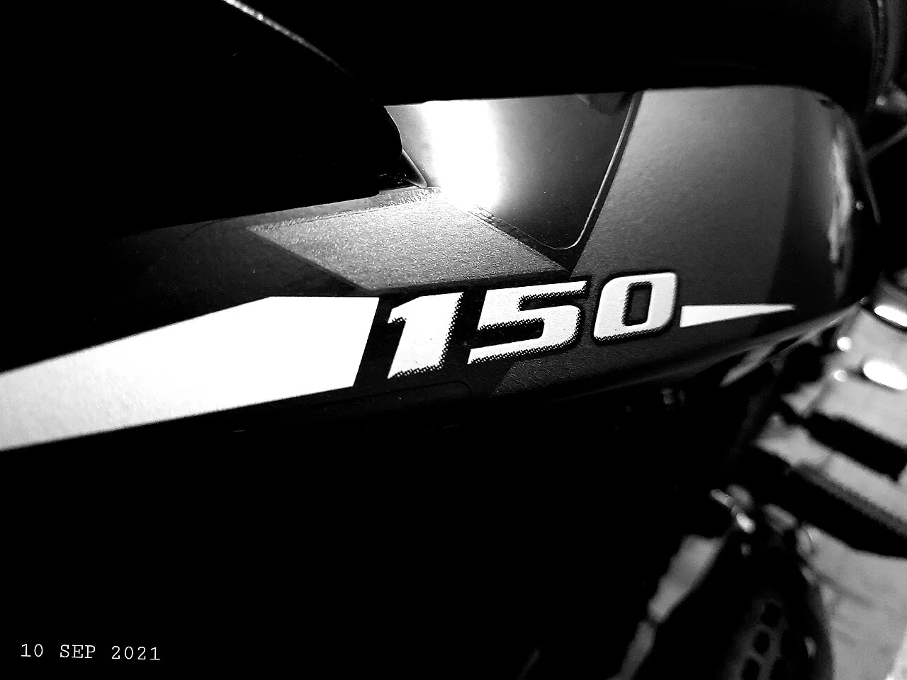 2021 Bajaj Pulsar 150 Neon