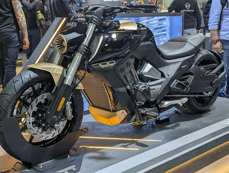 2025 Benda LFC 700 Motorrad