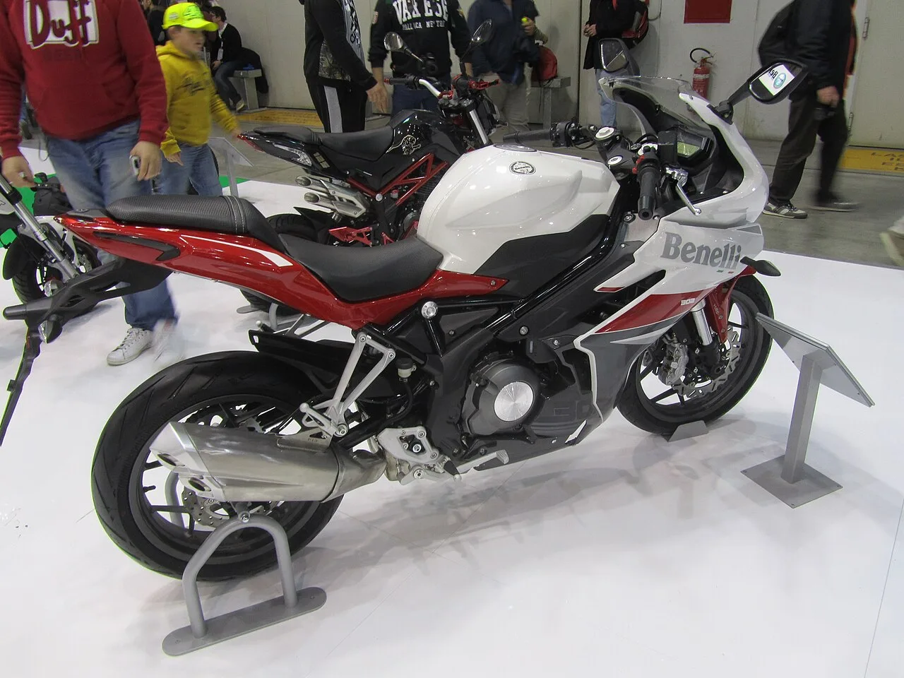 2019 Benelli 302 R