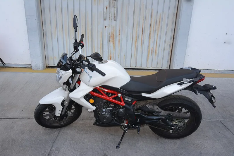 2020 Benelli TNT 300