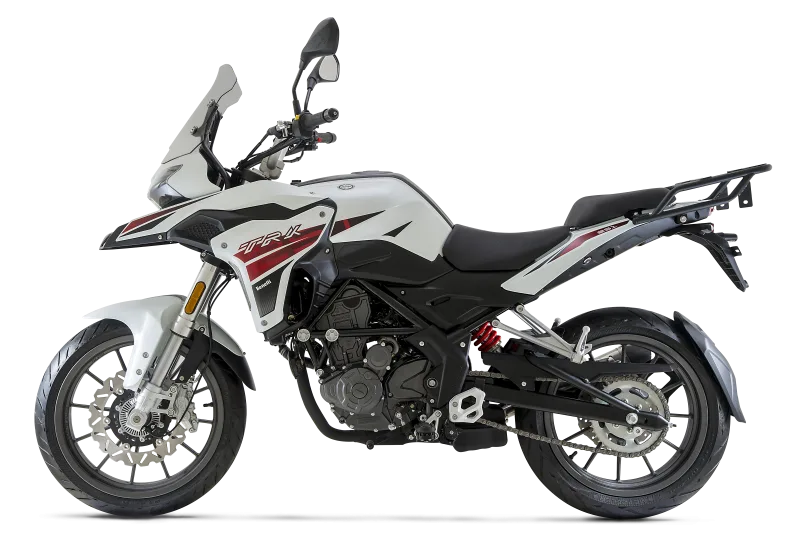 Benelli TRK 251 2025