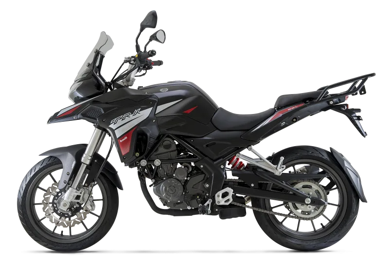 Benelli TRK 251 2025