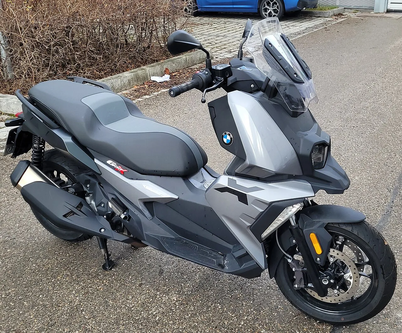 2025 BMW C 400 X