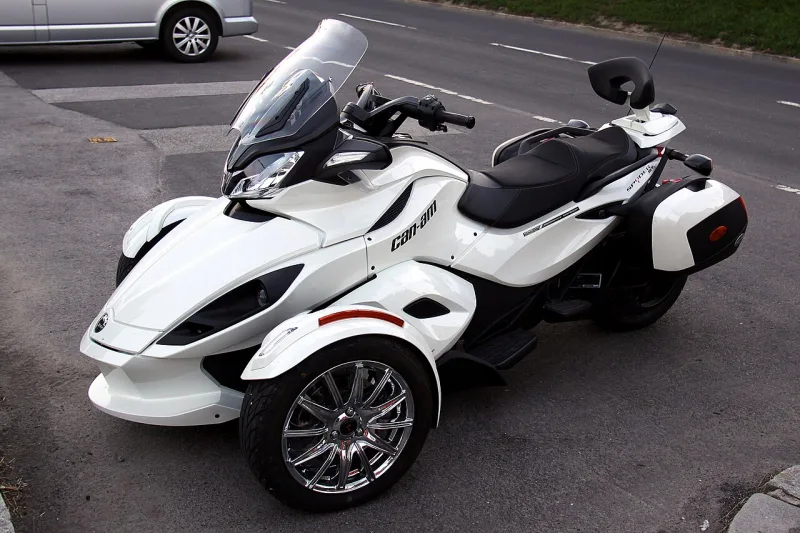 2016 Can-Am Spyder ST Motosiklet
