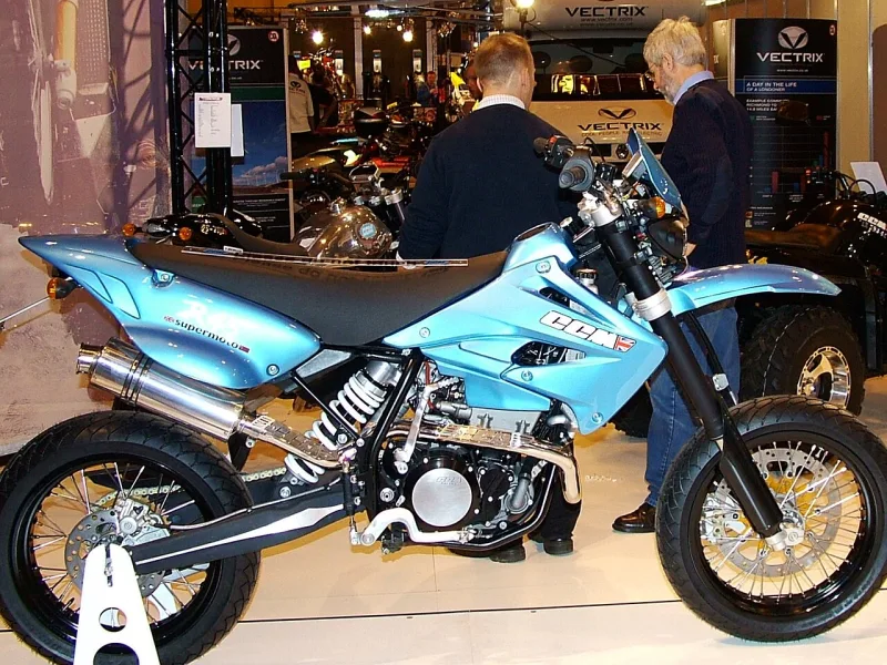 2009 CCM R45