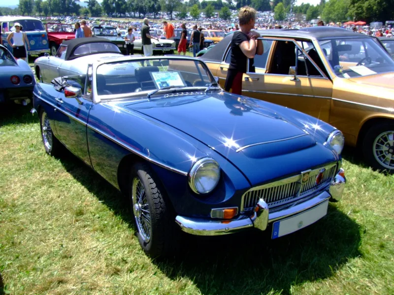 2024 CCM Roadster Motosiklet