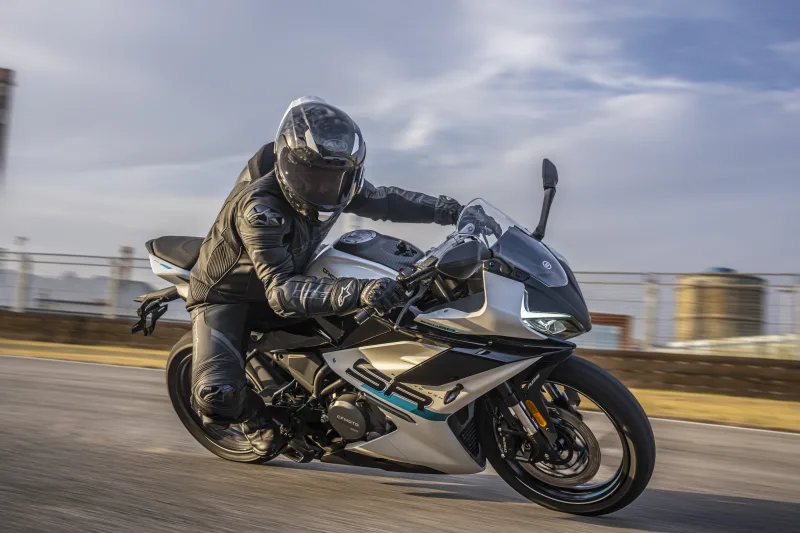 CFMOTO 250SR 2026
