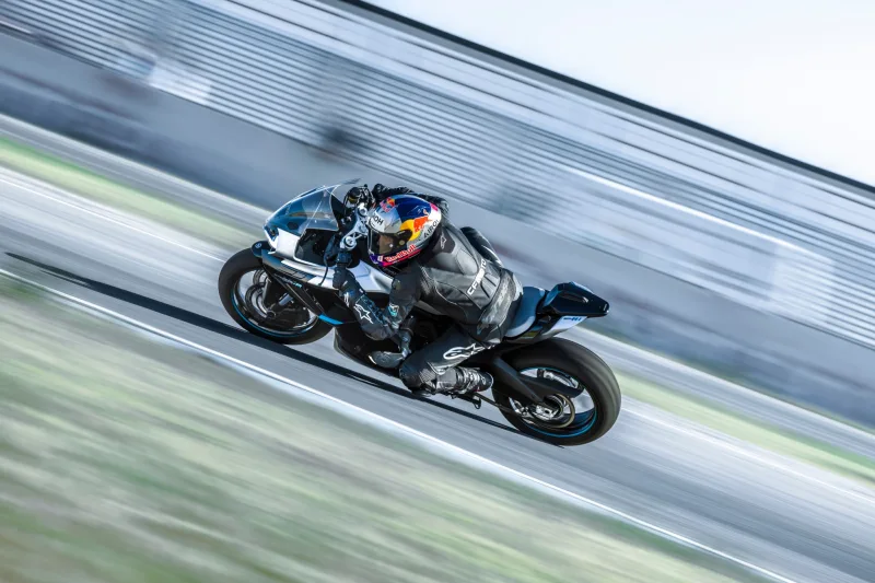 CFMOTO 675SR-R 2026