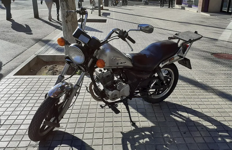 2001 Daelim VS 125 Evolution Motorcycle