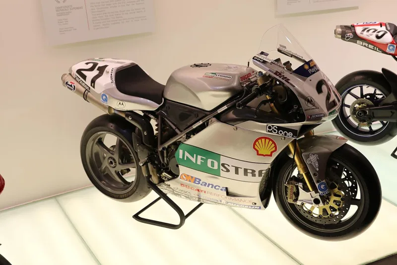 2001 Ducati 996
