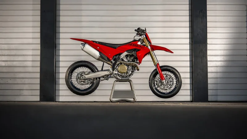 Ducati Desmo450 SM 2026