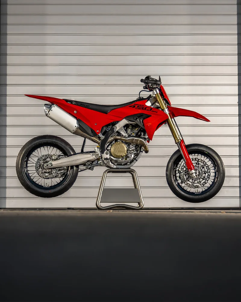 Ducati Desmo450 SM 2026