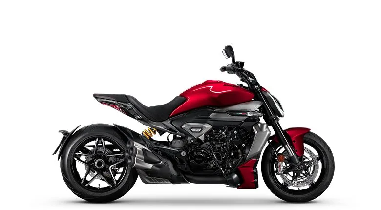 2026 Ducati Diavel V4