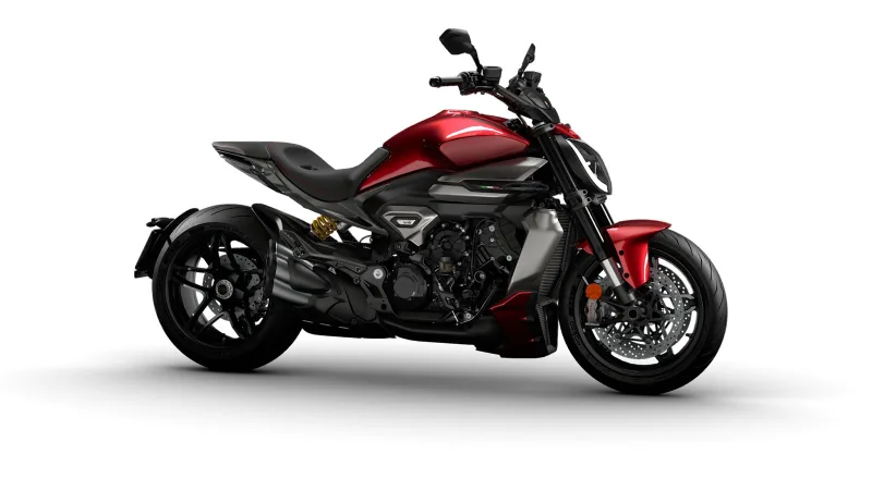 Ducati Diavel V4 2026