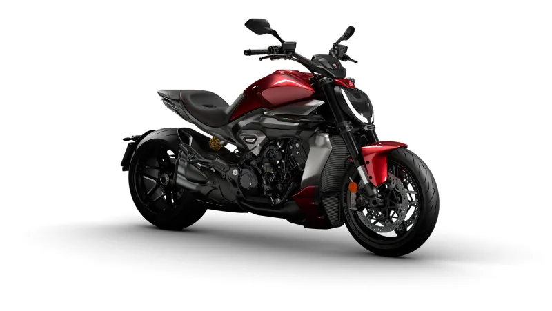 Ducati Diavel V4 2026