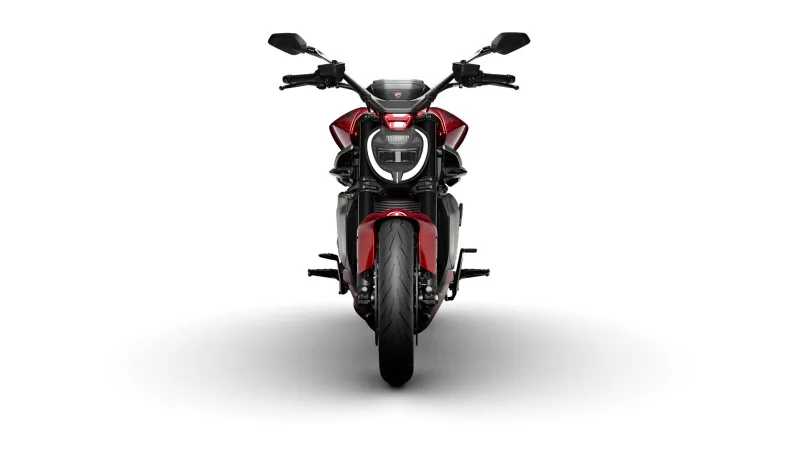 Ducati Diavel V4 2026