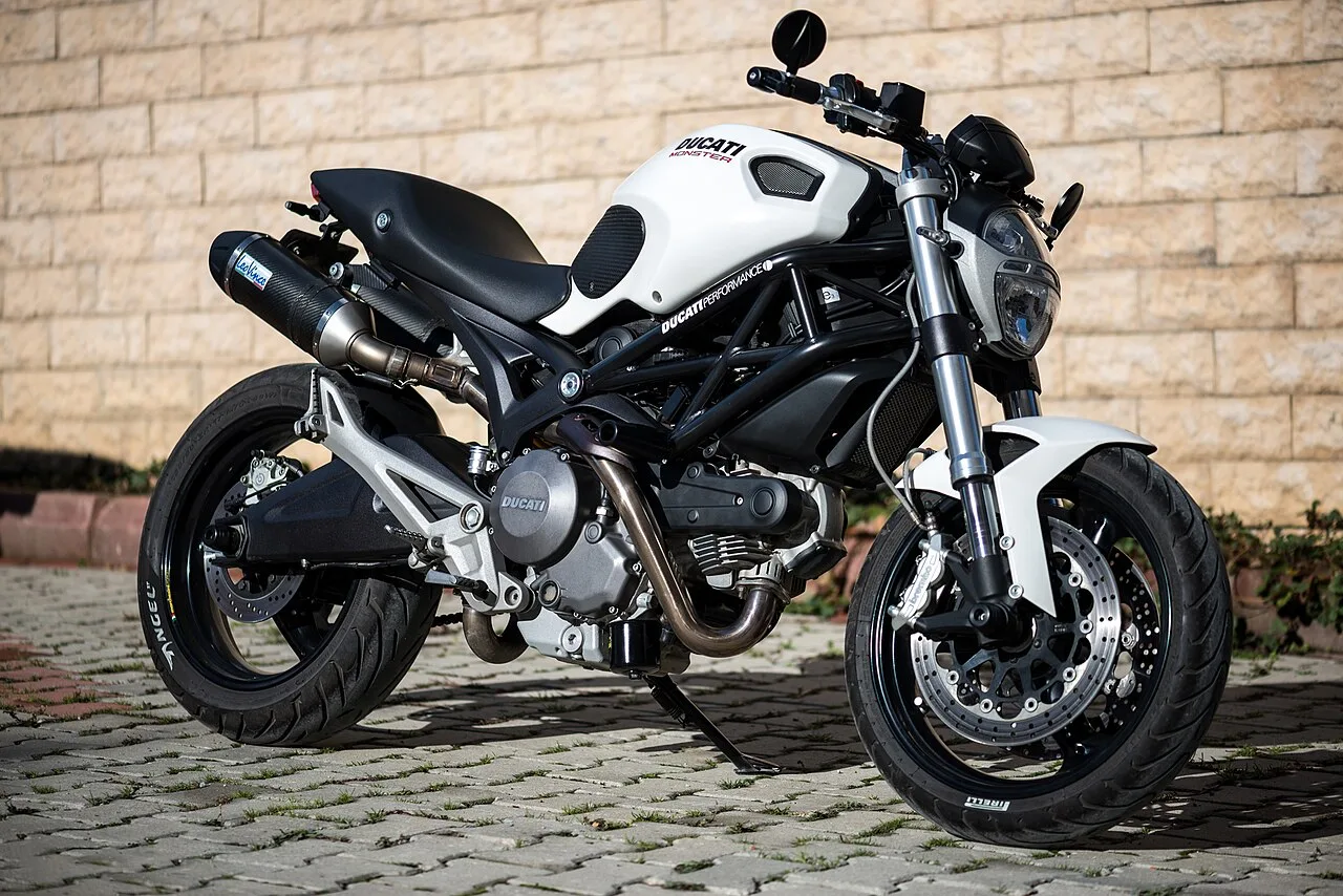 2014 Ducati Monster 696