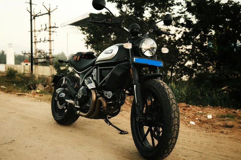 2025 Ducati Scrambler Icon Dark Motorrad
