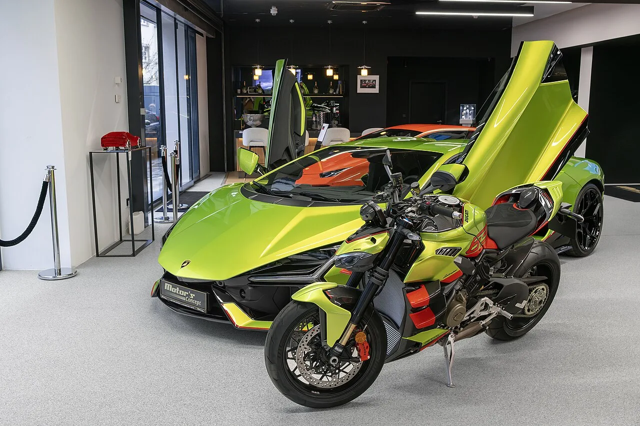 2023 Ducati Streetfighter V4 Lamborghini