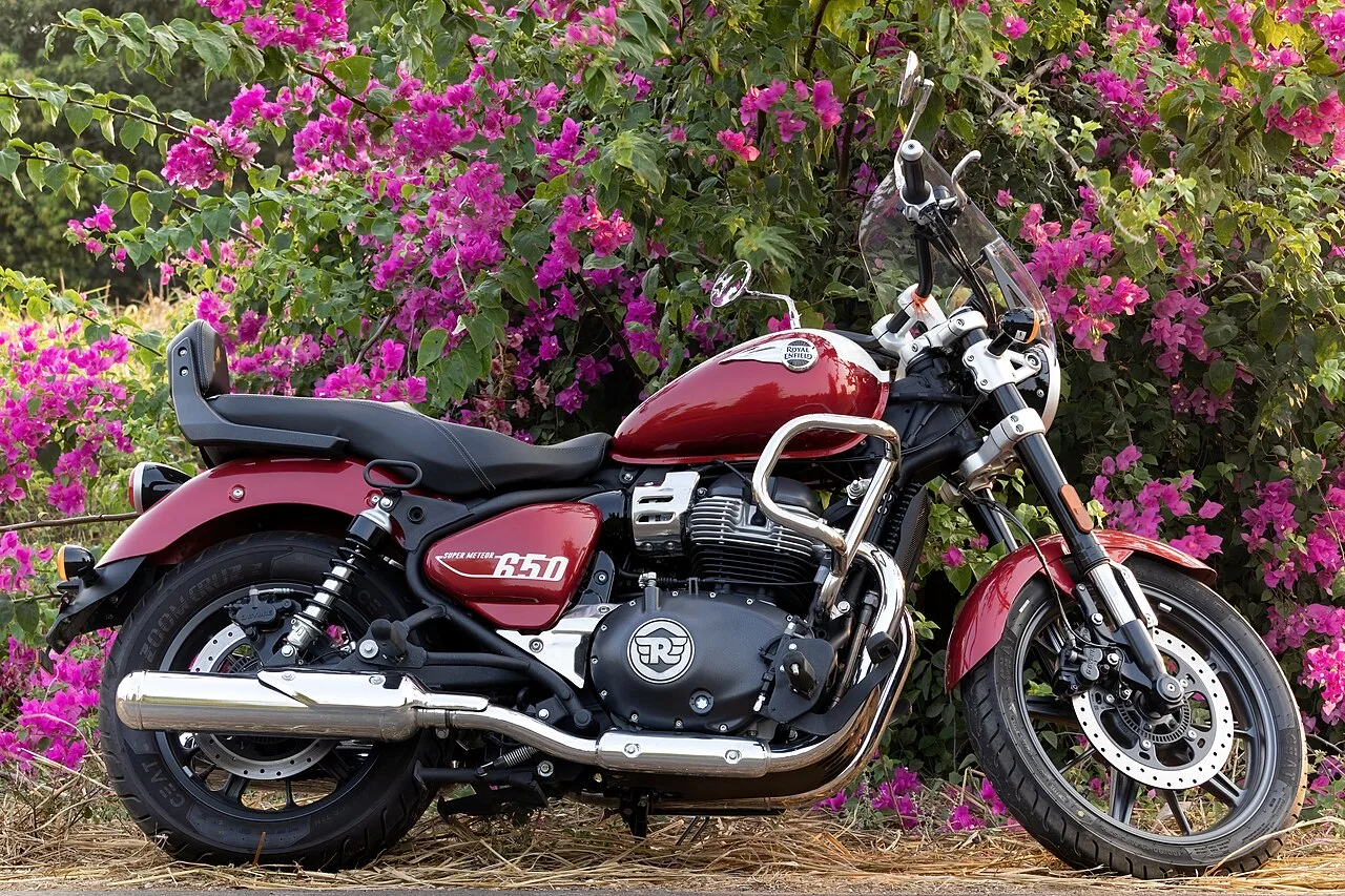 2025 Enfield Super Meteor 650