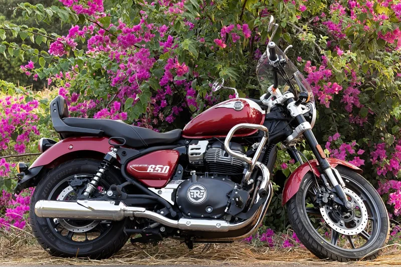 2025 Enfield Super Meteor 650 Motorrad