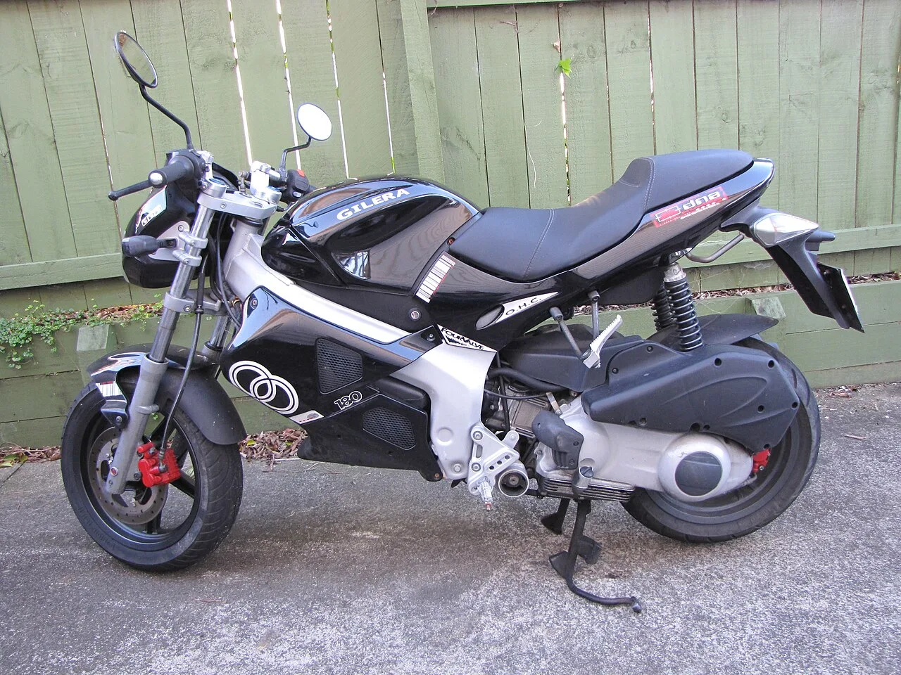 2002 Gilera DNA 180