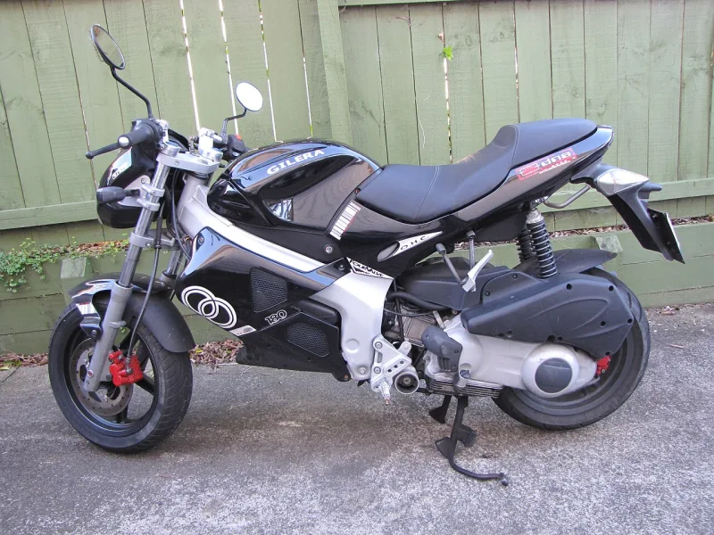 2002 Gilera DNA 180 Motorcycle