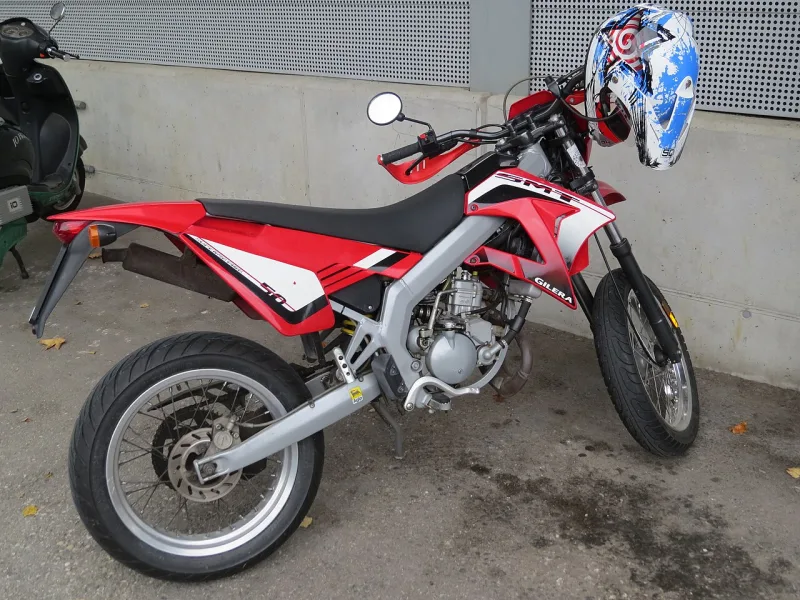 2015 Gilera SMT 50 Motorrad
