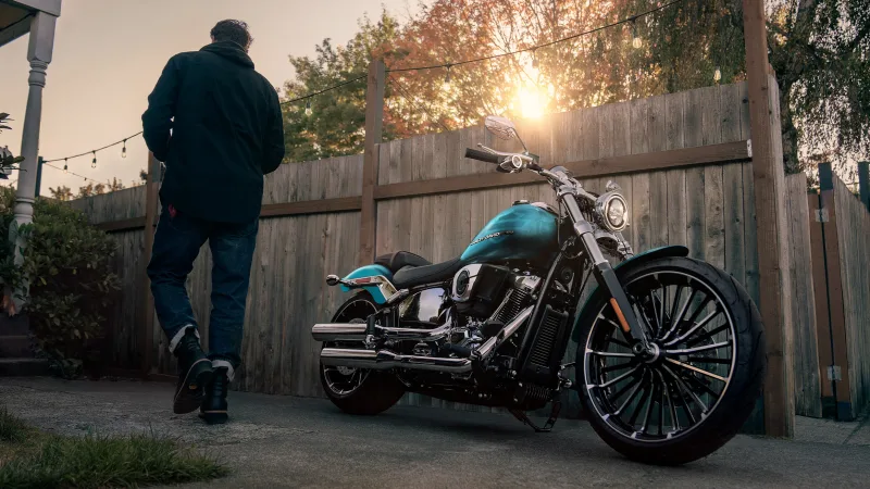 Harley-Davidson Breakout 2026