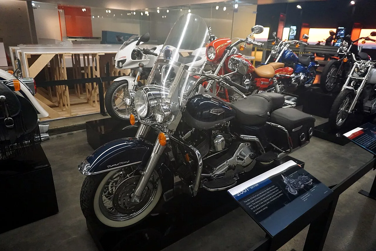 2006 Harley-Davidson FLHRCI Road King Classic