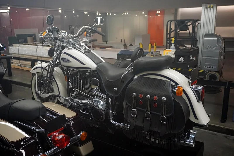2003 Harley-Davidson FLSTS Heritage Springer