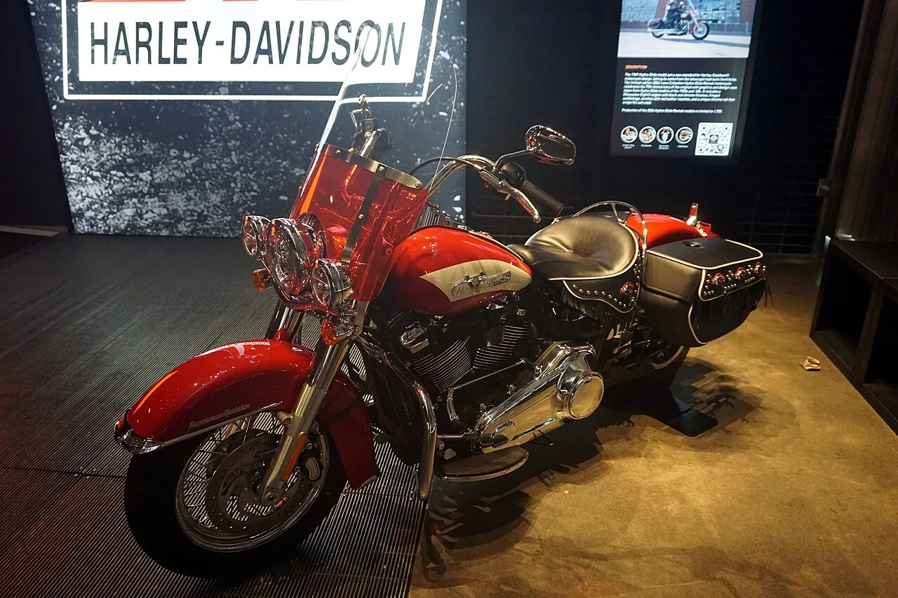 2024 Harley-Davidson Hydra-Glide Revival