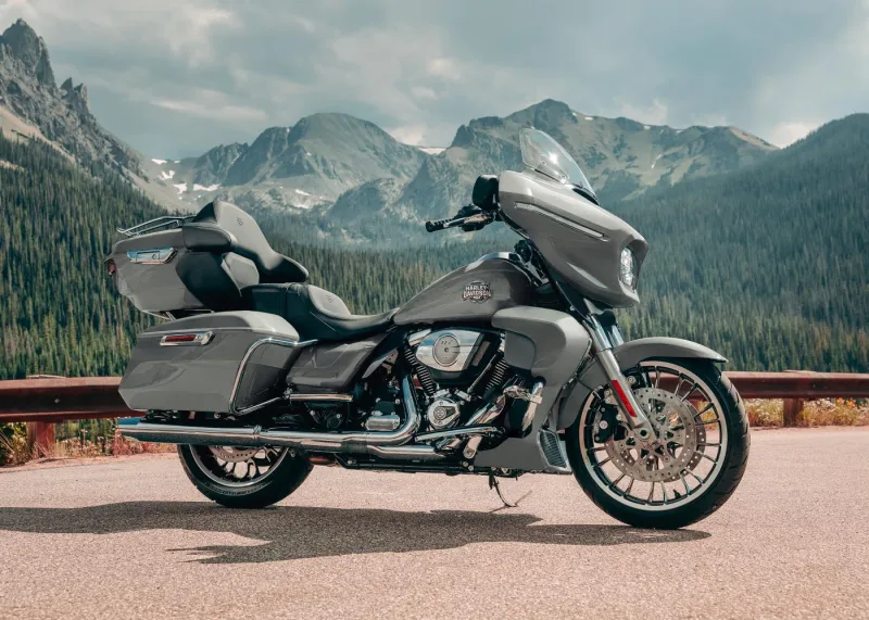 2026 Harley-Davidson Street Glide Limited Motosiklet