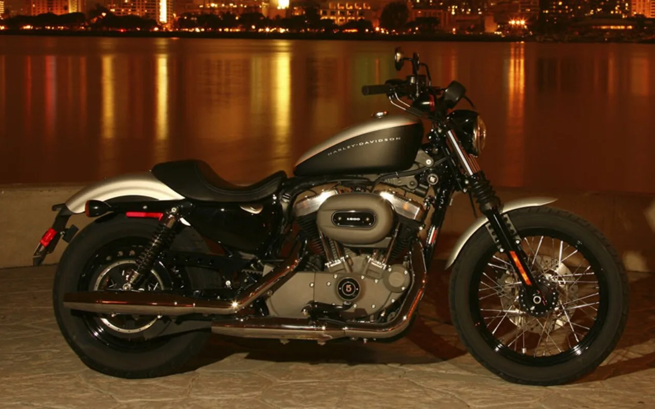 2010 Harley-Davidson XL 1200N Sportster 1200 Nightster