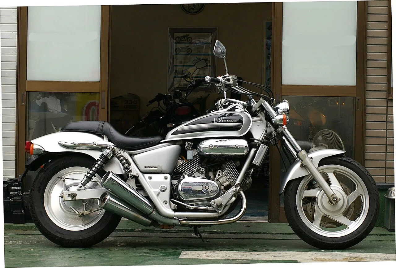2002 Honda Magna 250