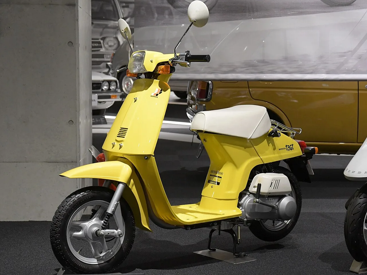2017 Honda Tact