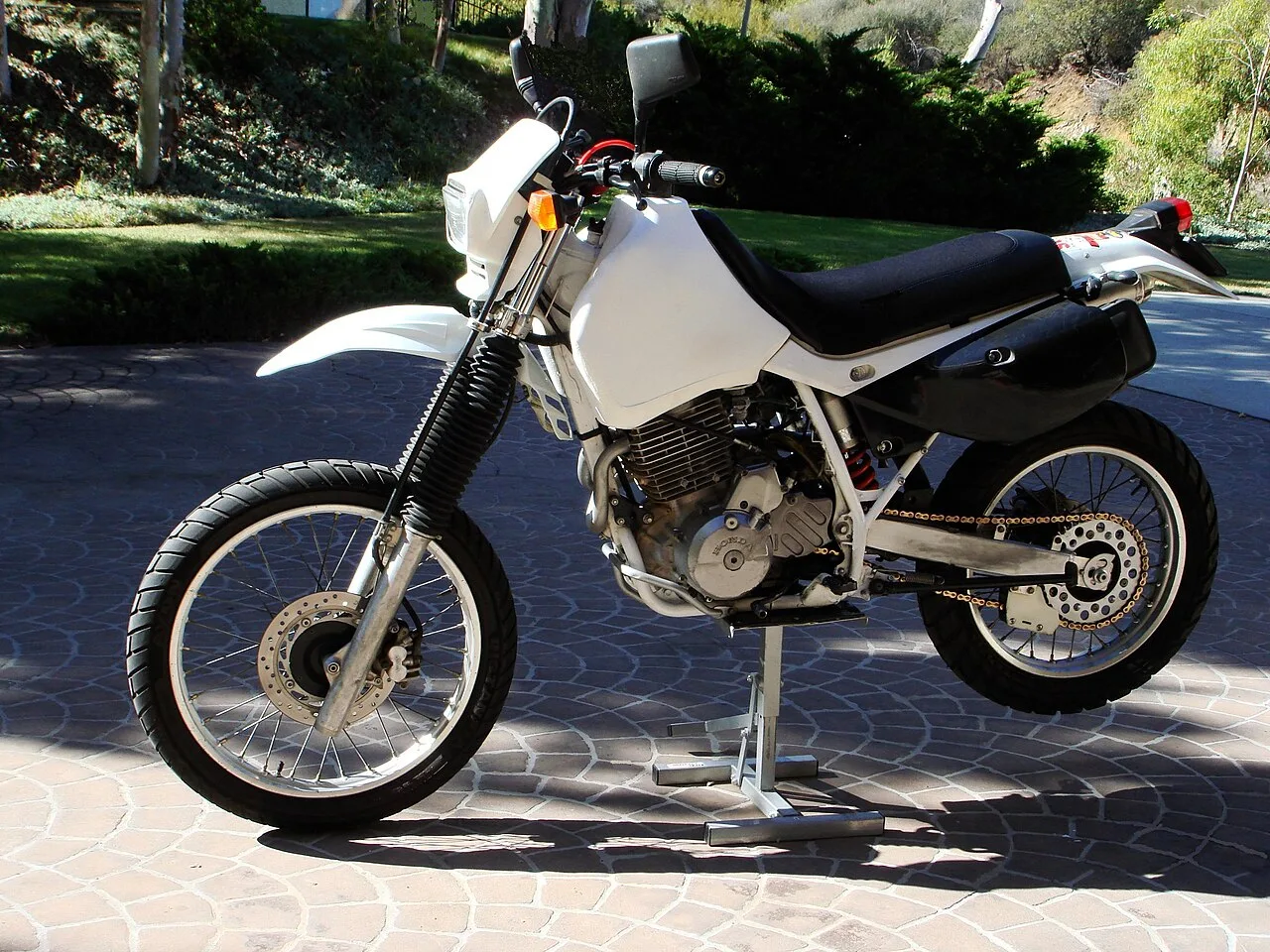 2025 Honda XR650L