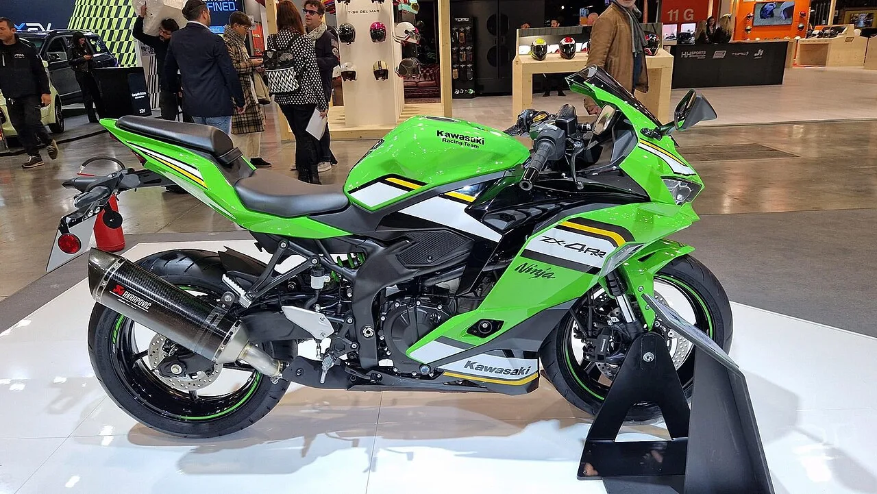 2025 Kawasaki Ninja ZX-4RR Performance