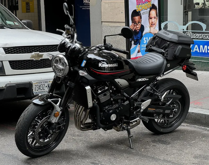 2024 Kawasaki Z900RS ABS Motorrad