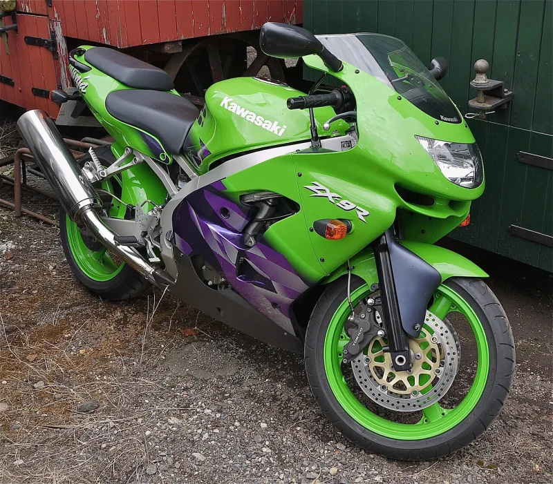 2000 Kawasaki ZX-9R Motosiklet
