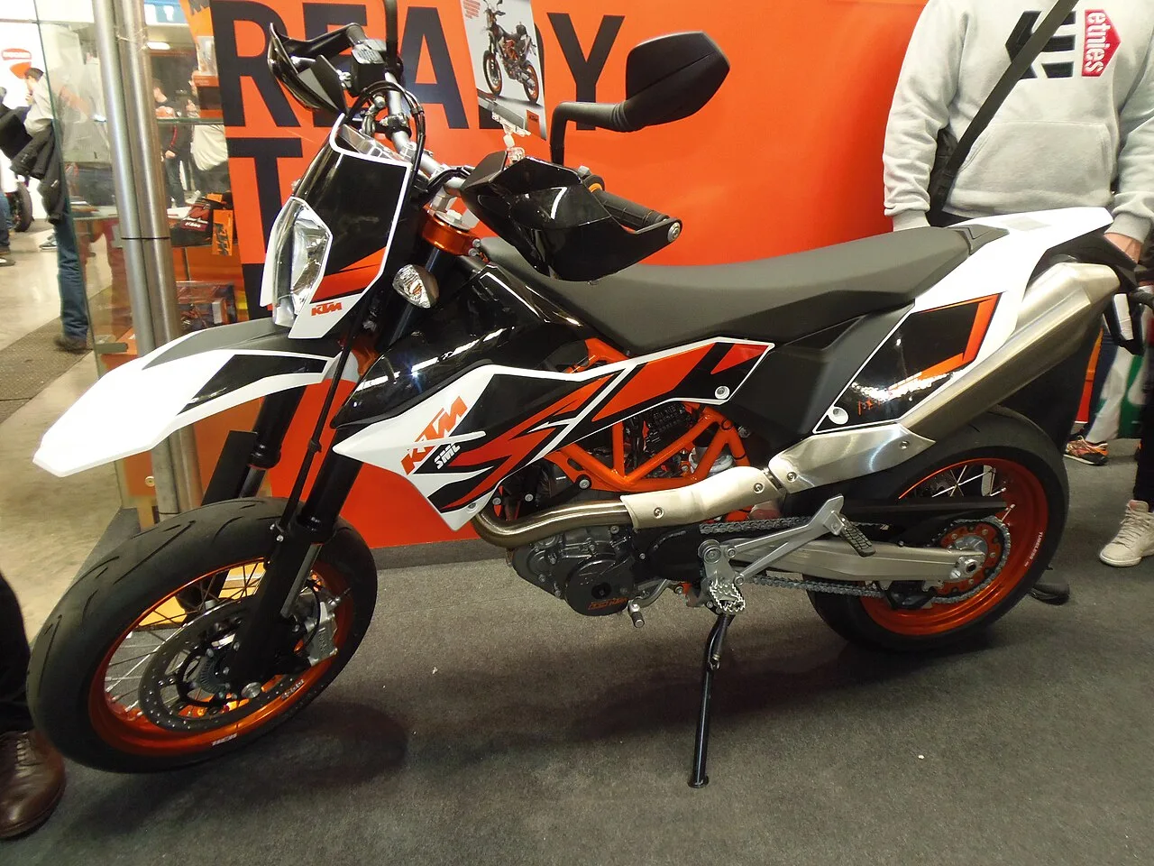 2015 KTM 690 SMC R ABS