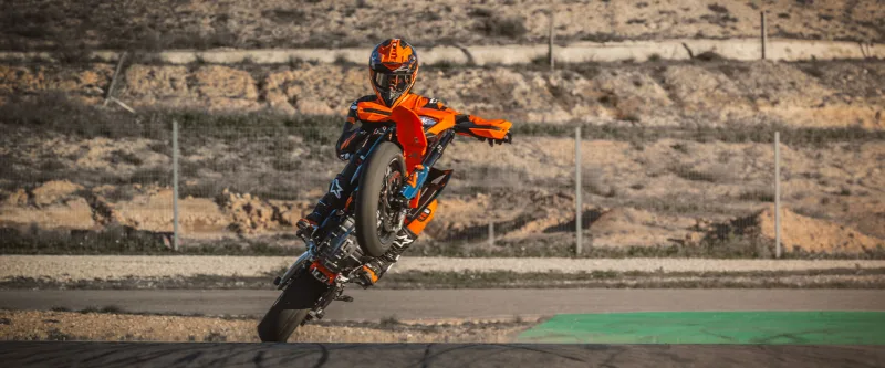 KTM 690 SMC 2026
