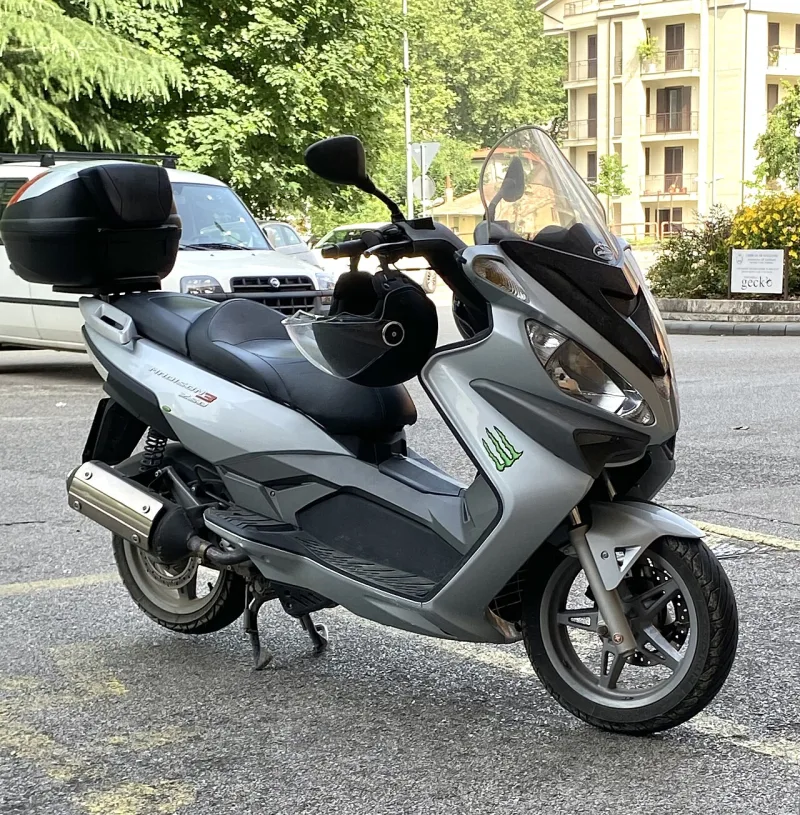 2006 Malaguti Madison 3 250 Motorcycle