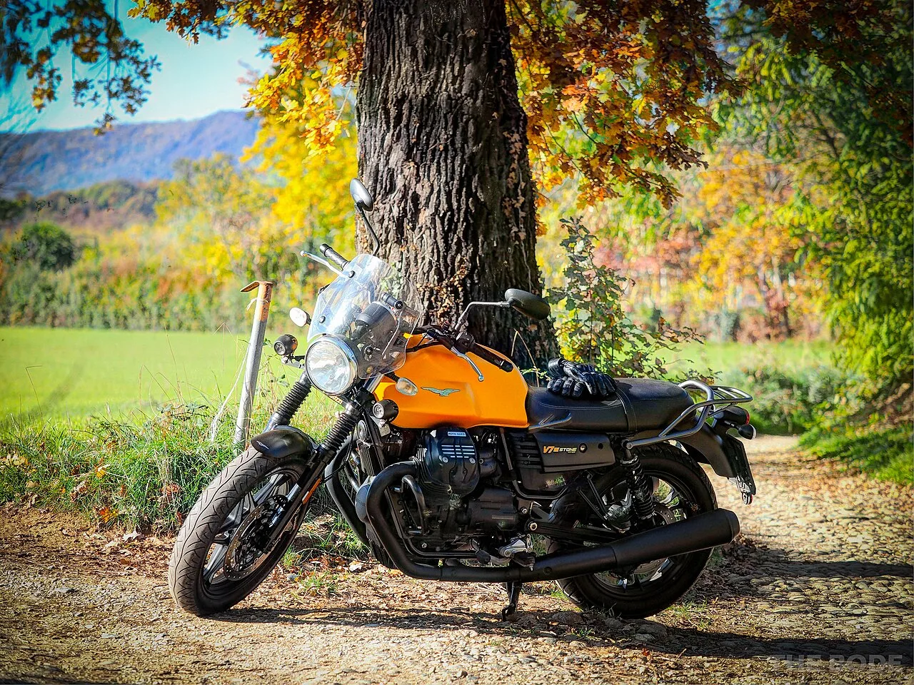 2020 Moto Guzzi V7 III Stone