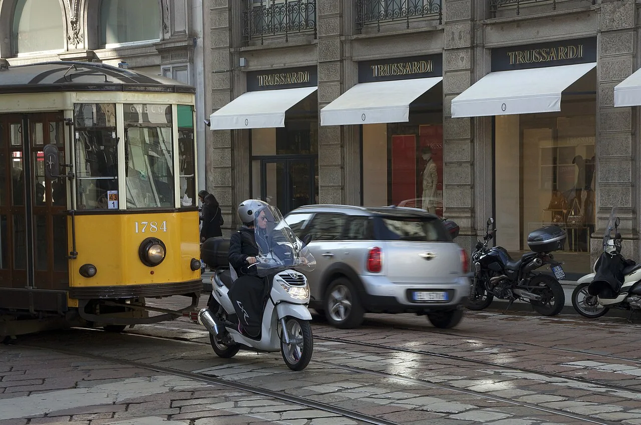2010 Peugeot LXR