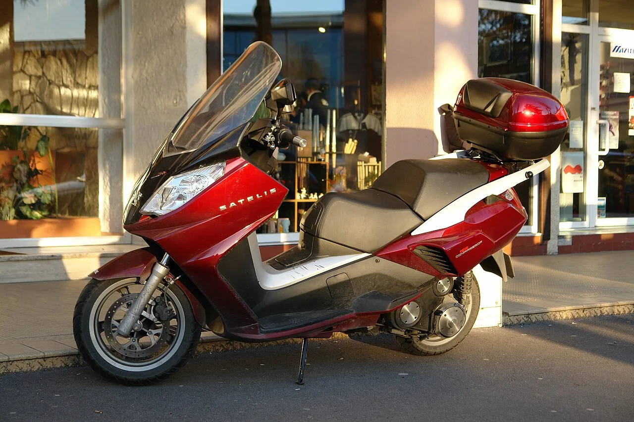 2010 Peugeot Satelis 125 Compressor